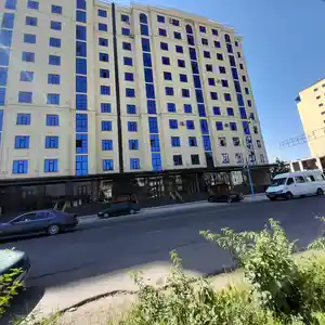 2-комн. квартира, 11 этаж, 82 м², Чоррохаи файзобод