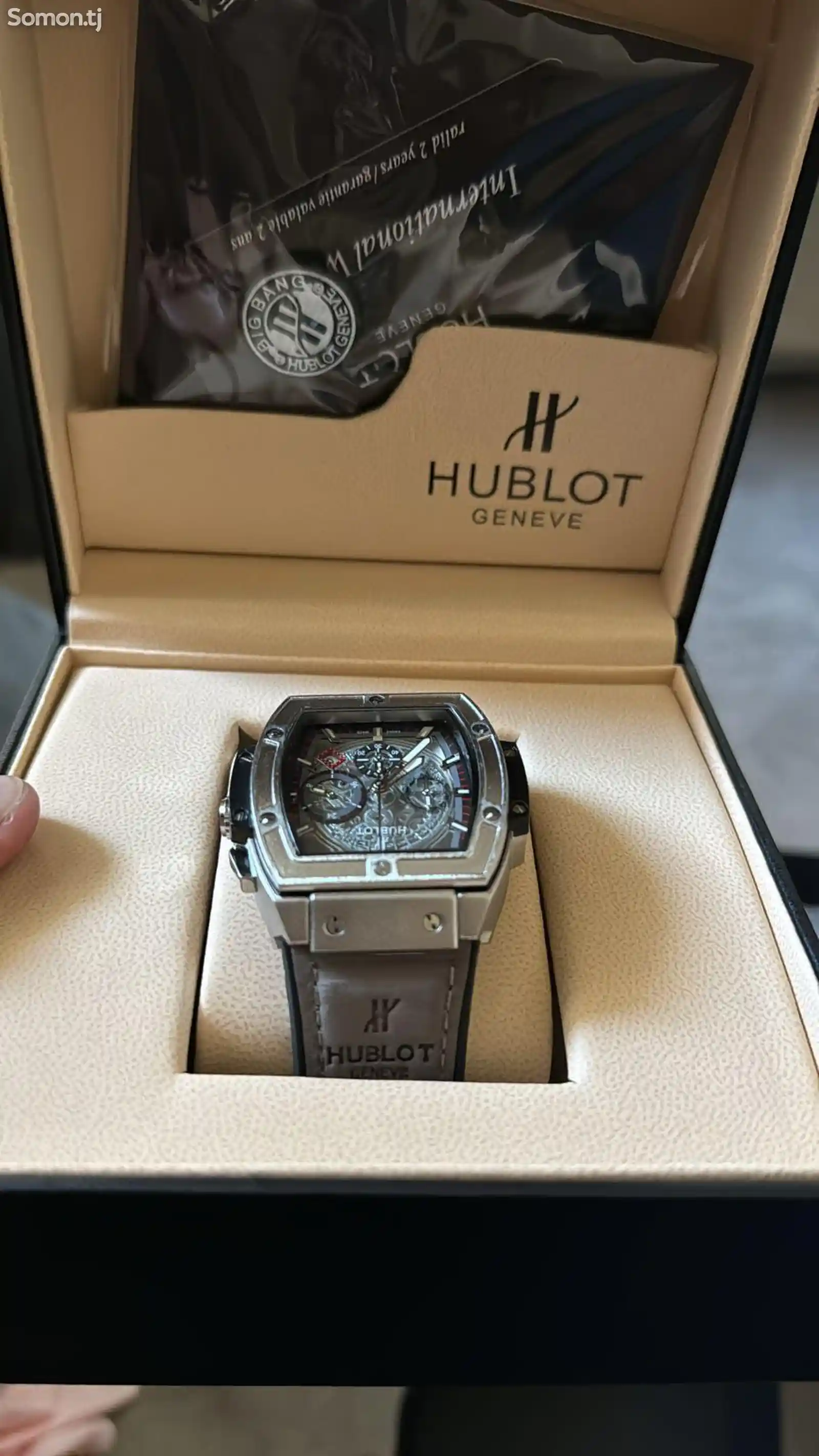 Часы Hublot-4