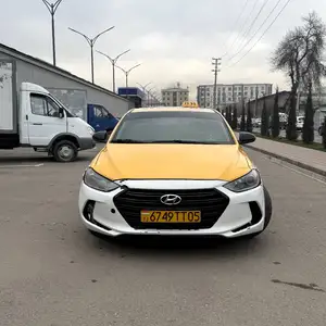 Hyundai Elantra, 2017