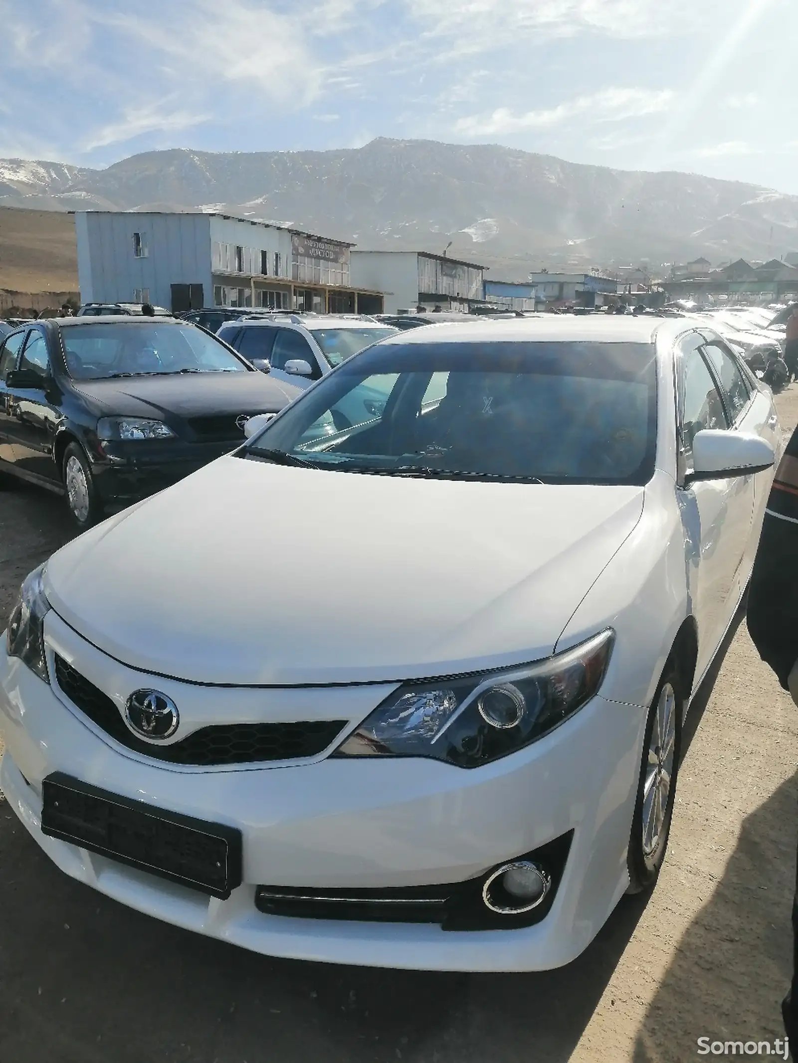 Toyota Camry, 2013-1