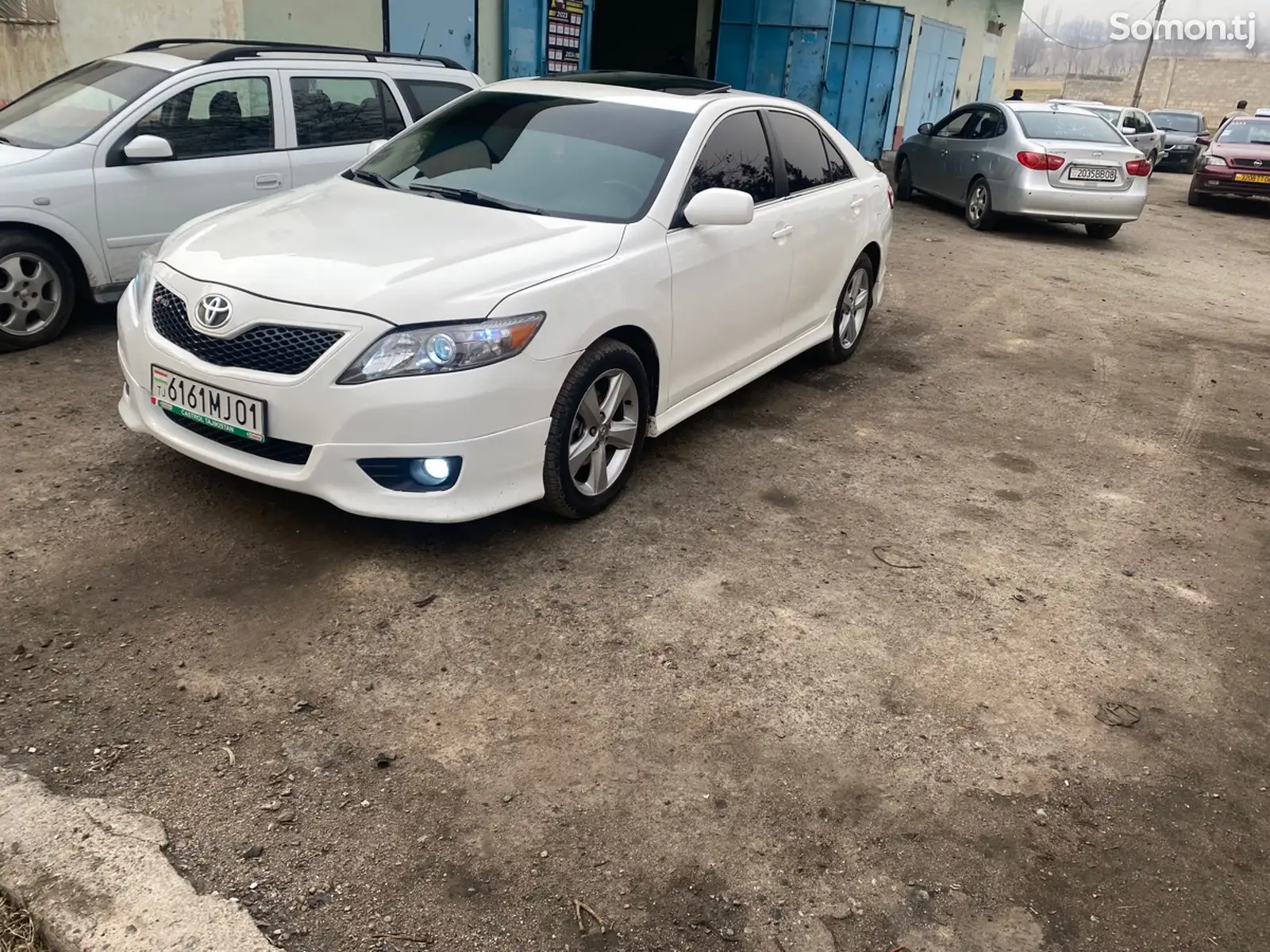 Toyota Camry, 2010-1