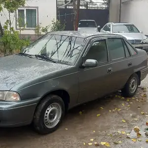 Daewoo Nexia, 1996