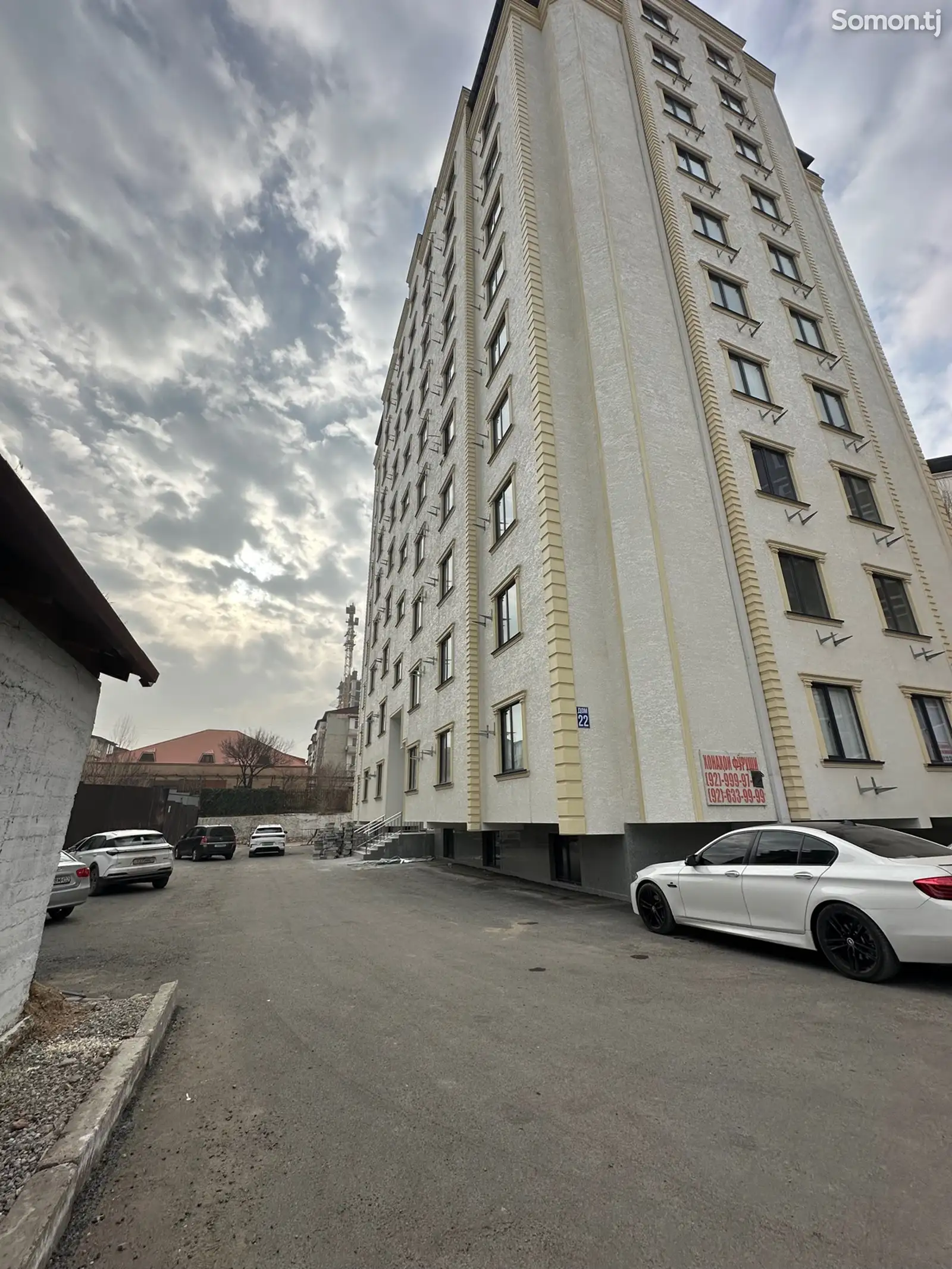 3-комн. квартира, 4 этаж, 64 м², 13мкр-1