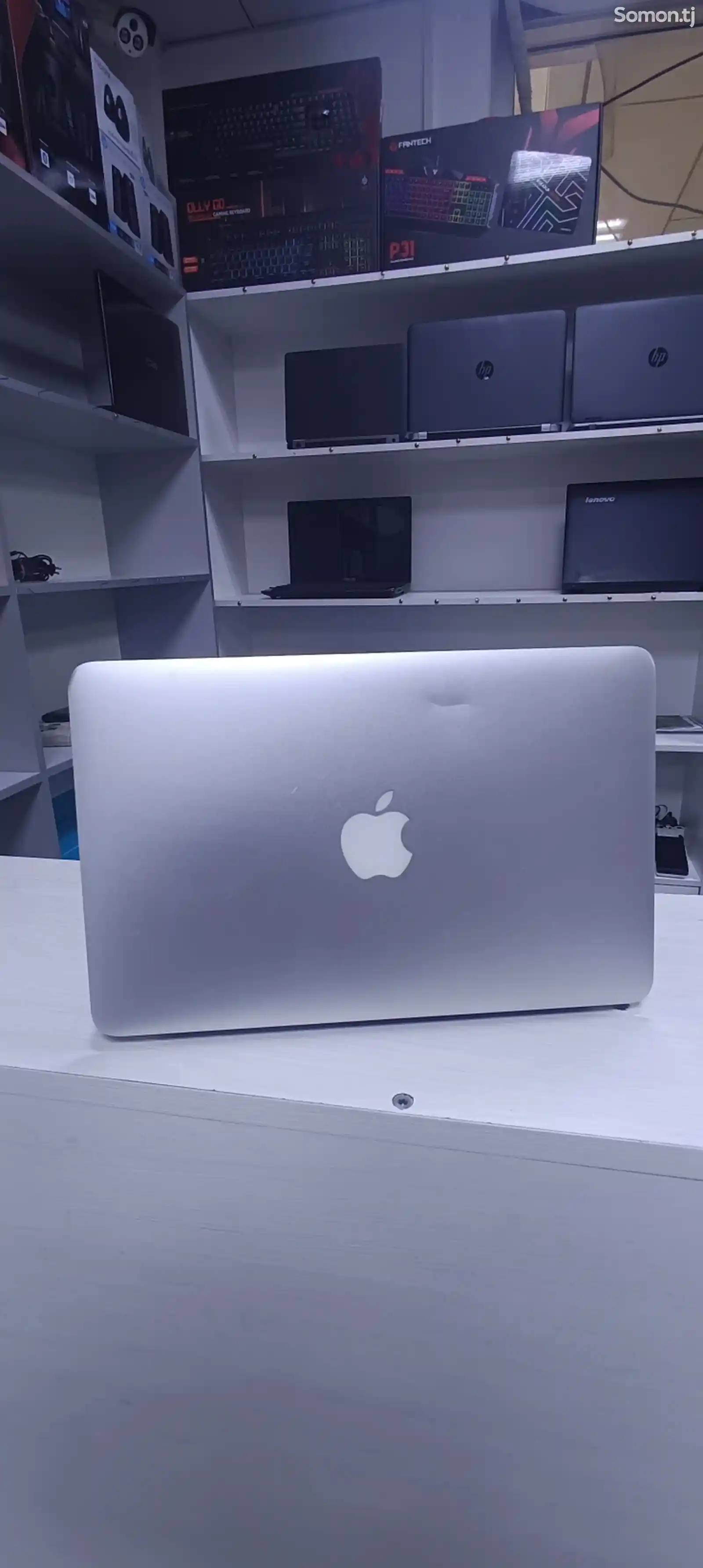 Ноутбук MacBook air 11 2015-1