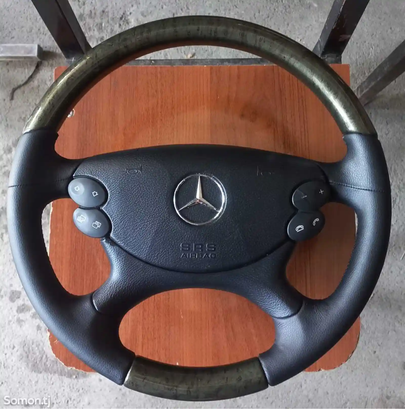 Руль от Mercedes-Benz w211