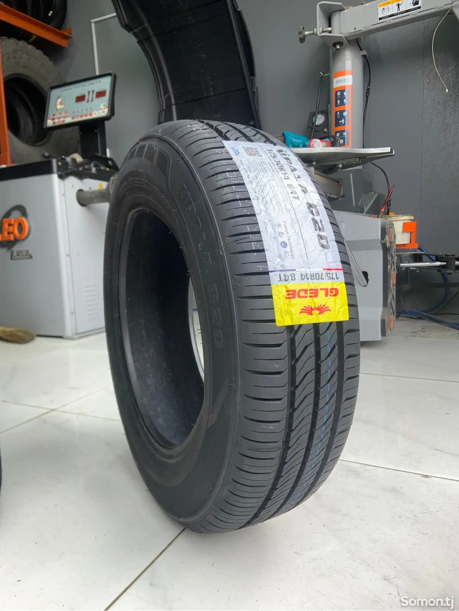 Шины 175/70R14 GLEDE-1