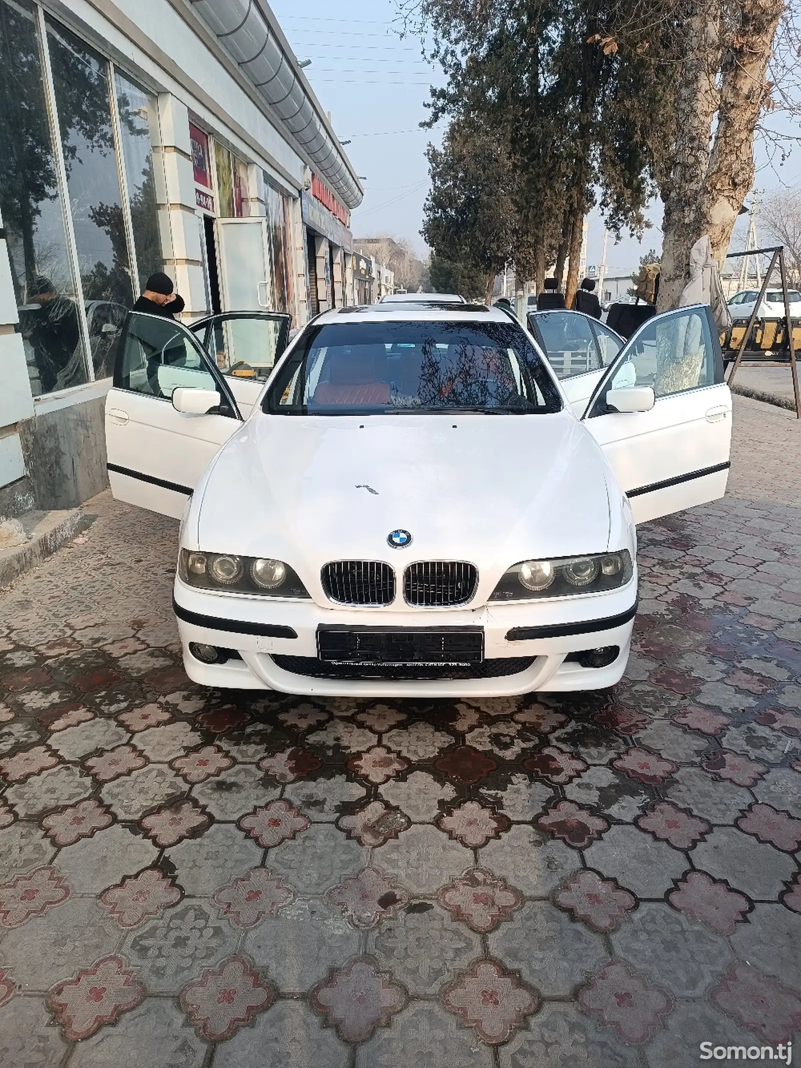 BMW 5 series, 2000-1