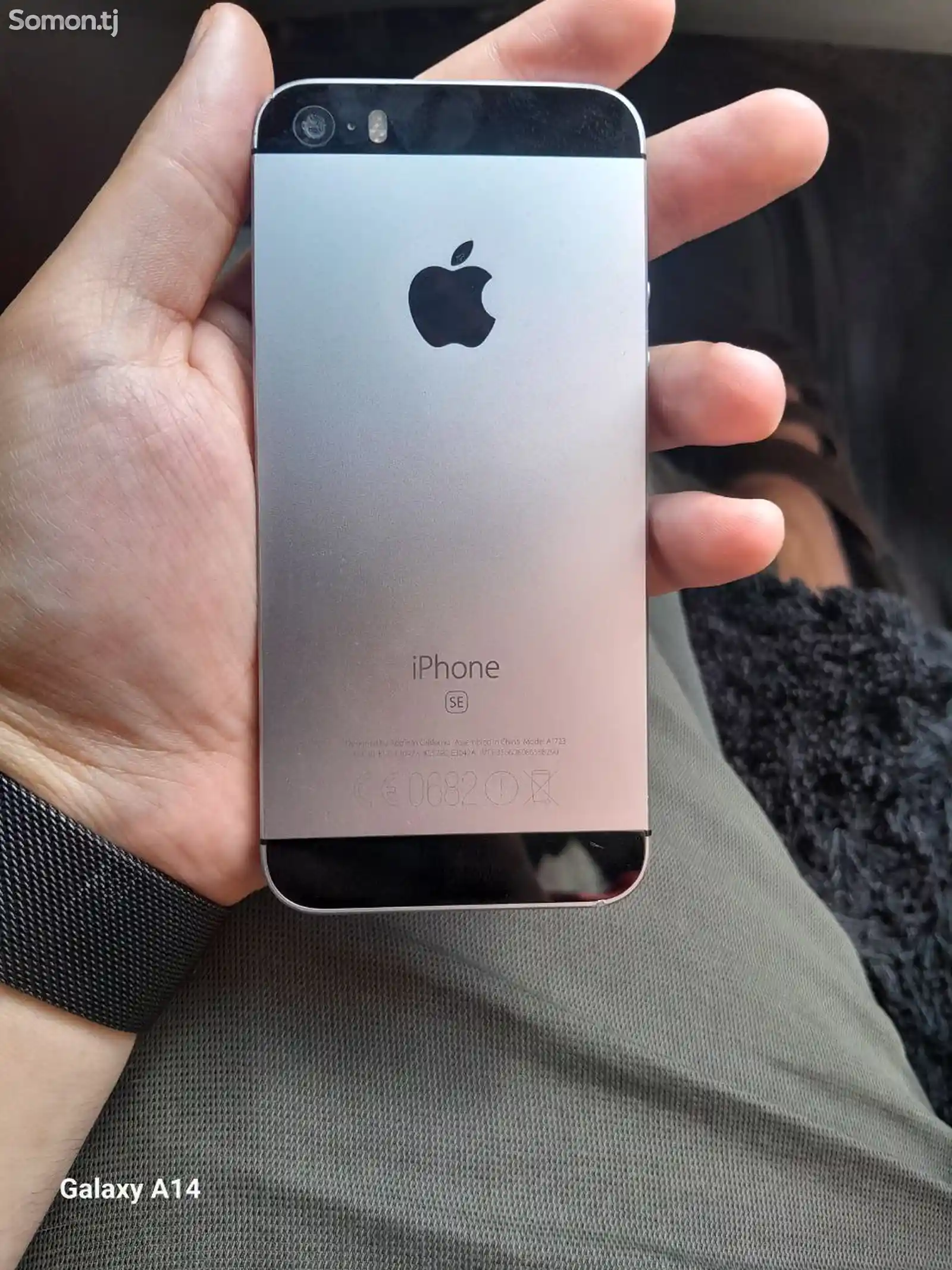 Apple iPhone SE, 32 gb-3