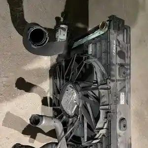Радиатор BMW f10