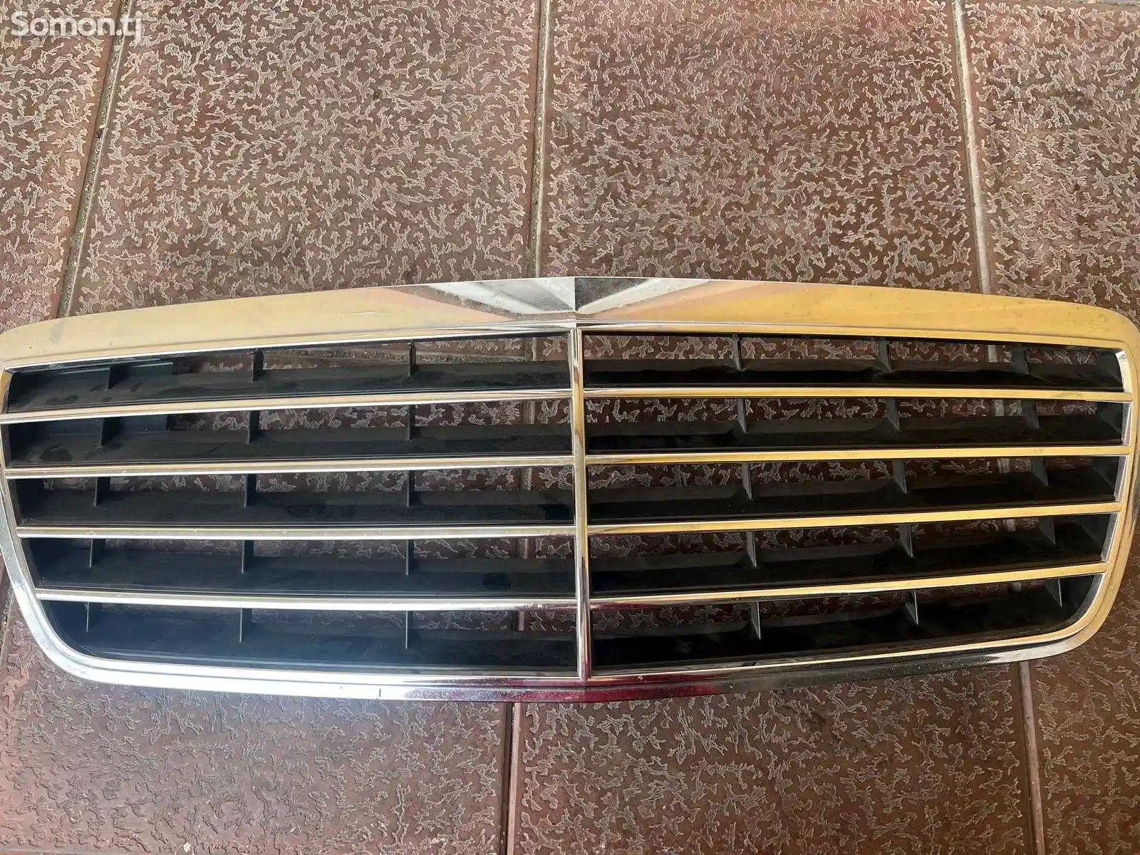 Облицовка от Mercedes-Benz-1