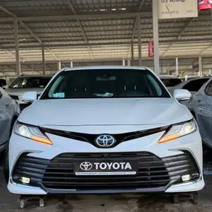 Toyota Camry, 2022