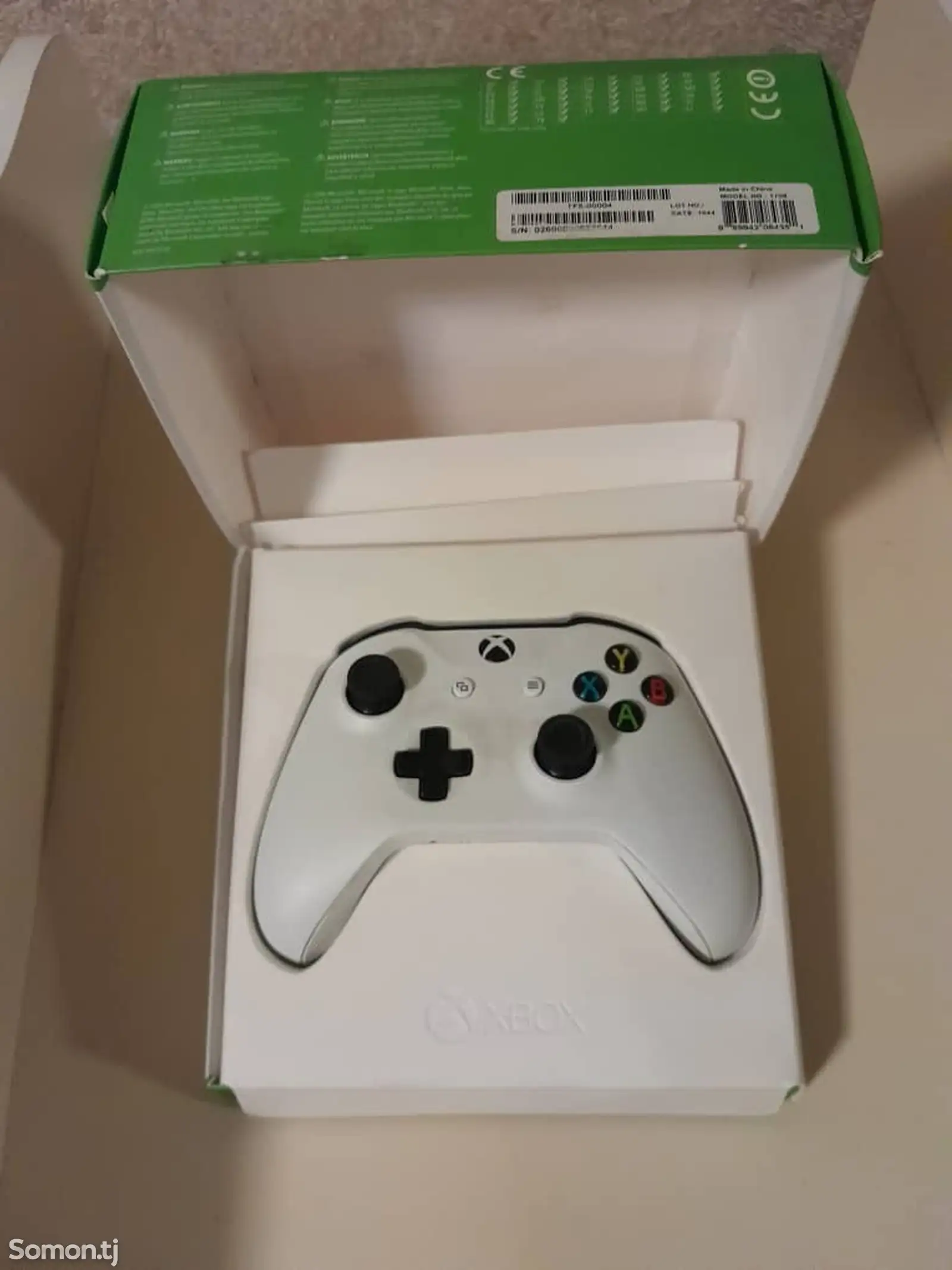 Игровая приставка Xbox one s-1