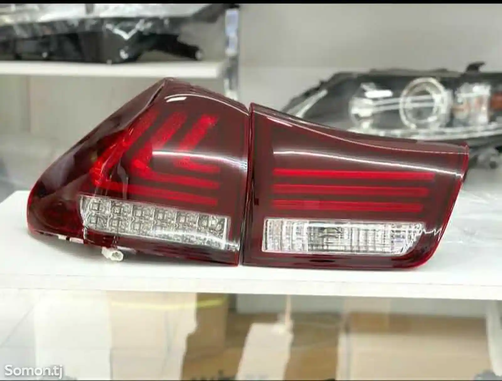 Задние стоп фары красные для Lexus RX330/350/400h-2