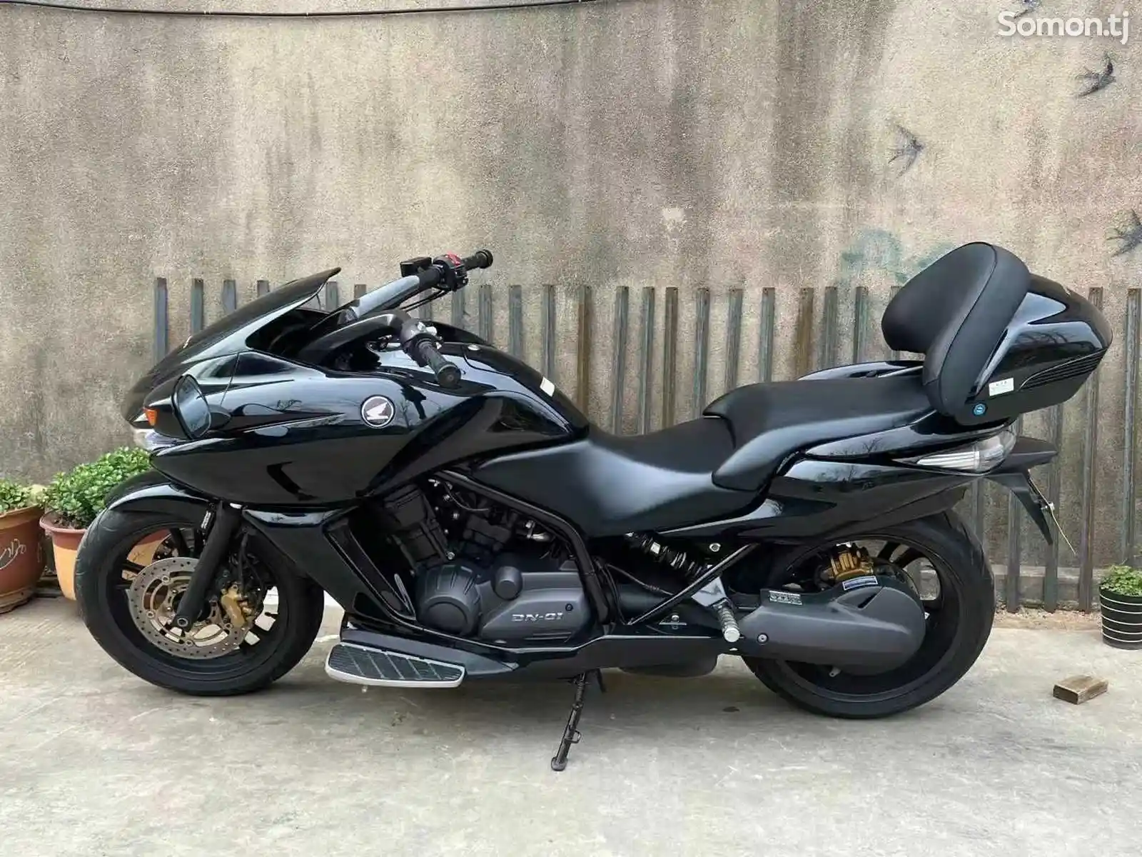 Мотоцикл Honda DN-01 750cc на заказ-4