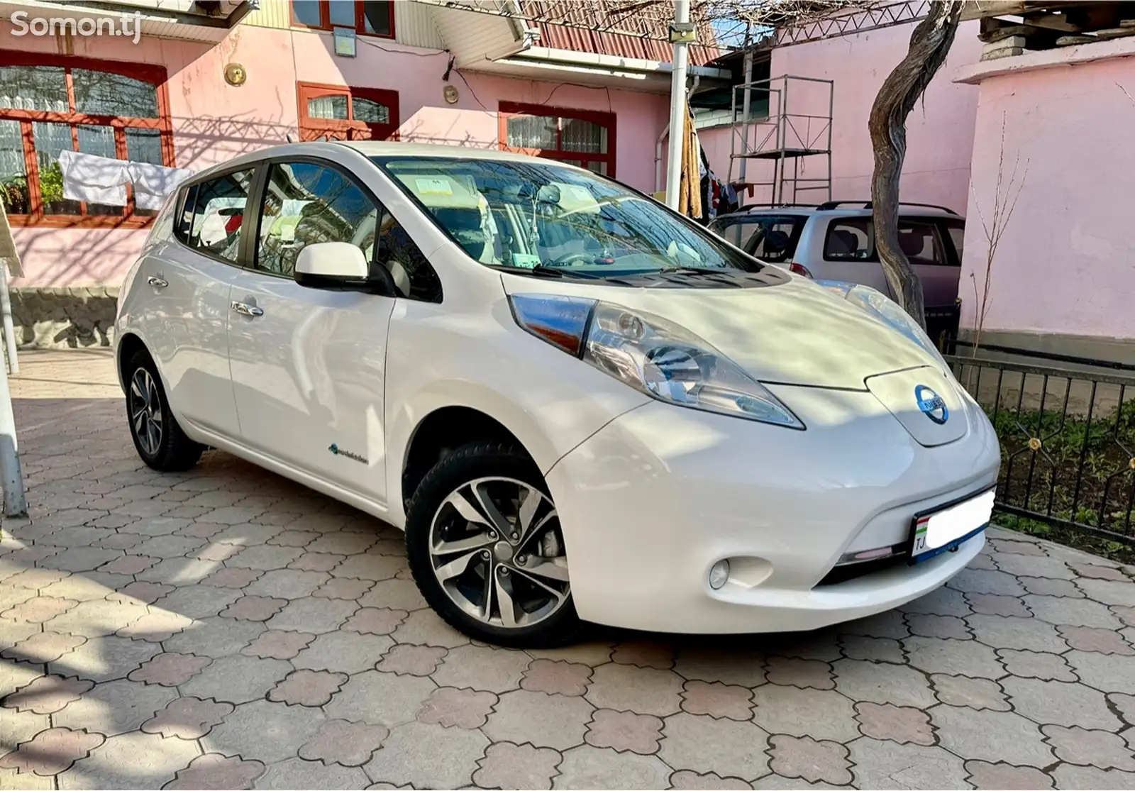 Nissan Leaf, 2013-1