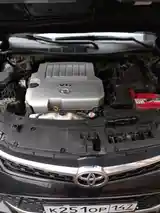 Toyota Camry, 2017-10