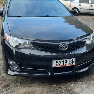 Toyota Camry, 2014