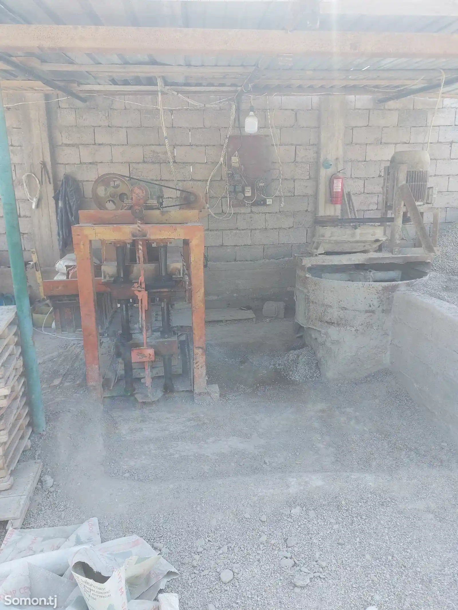 Оборудование для производства цементблока-1