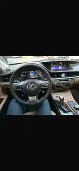 Lexus ES series, 2017-9