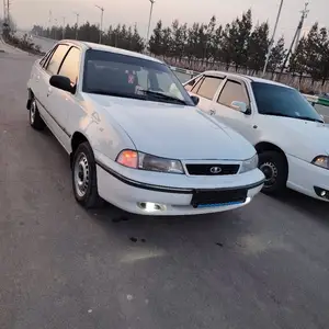 Daewoo Nexia, 1995