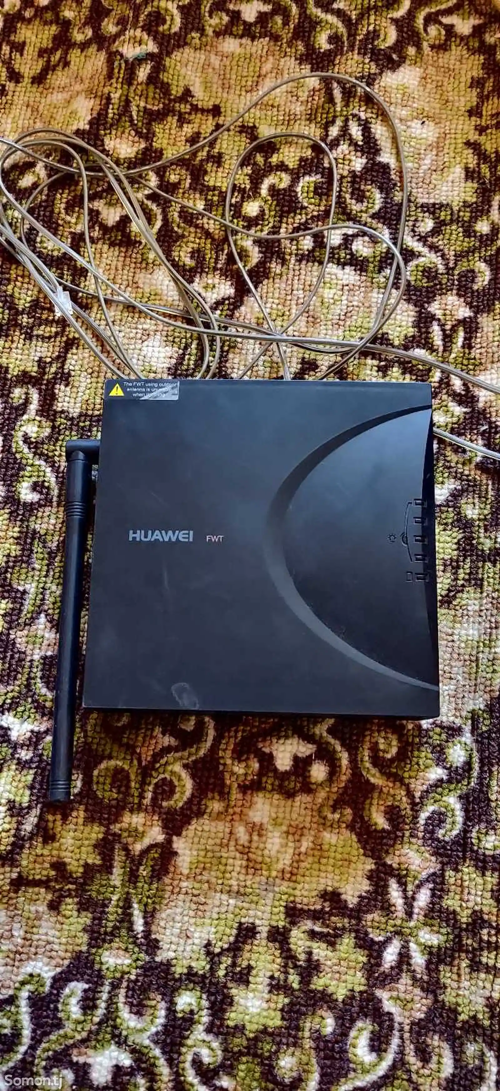 Wi-Fi роутер Huawei-1