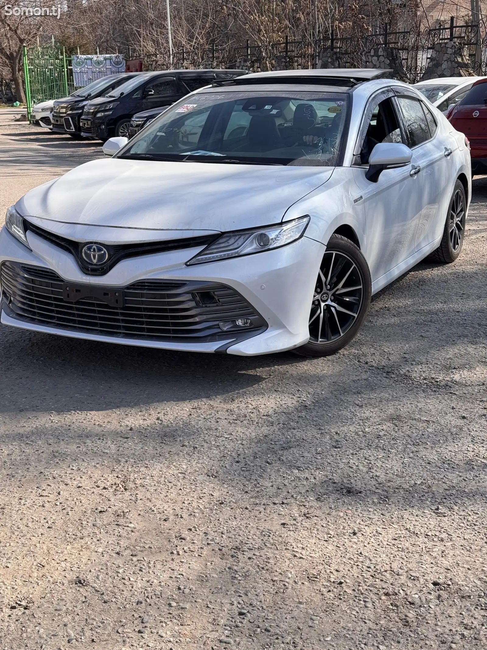 Toyota Camry, 2017-1