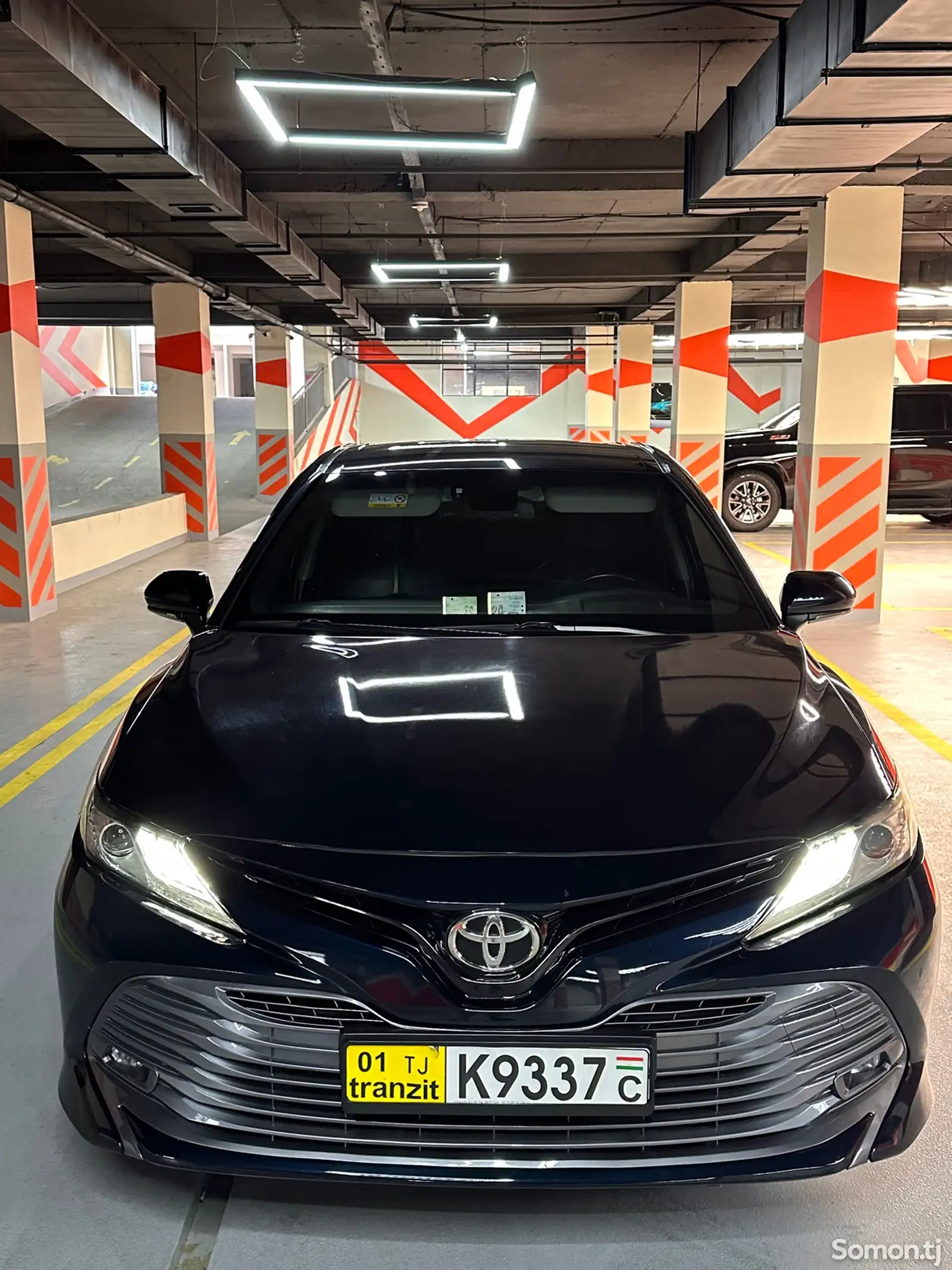 Toyota Camry, 2019-1