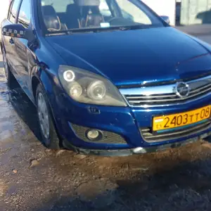 Opel Astra H, 2009