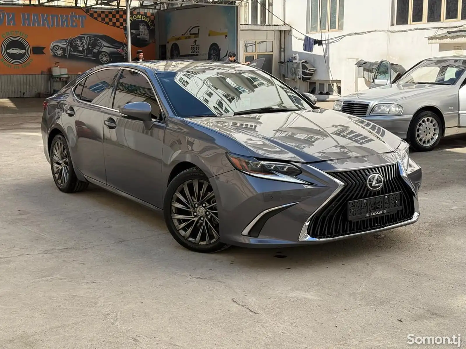 Lexus ES series, 2014-1