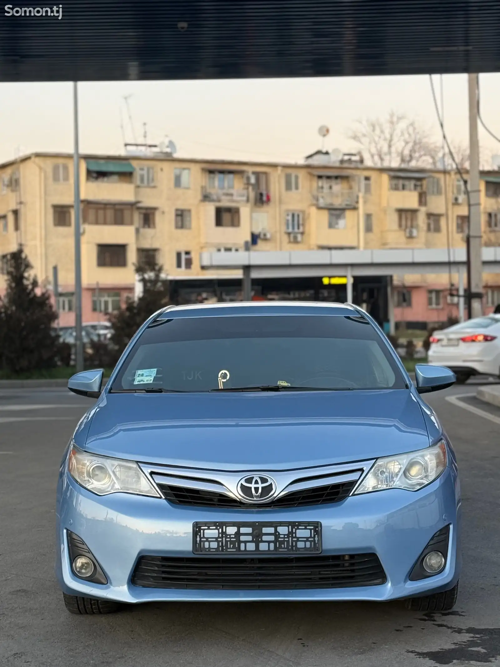 Toyota Camry, 2013-1