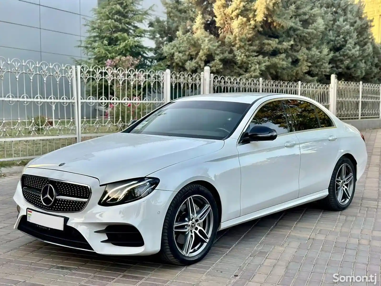 Mercedes-Benz E class, 2020-1