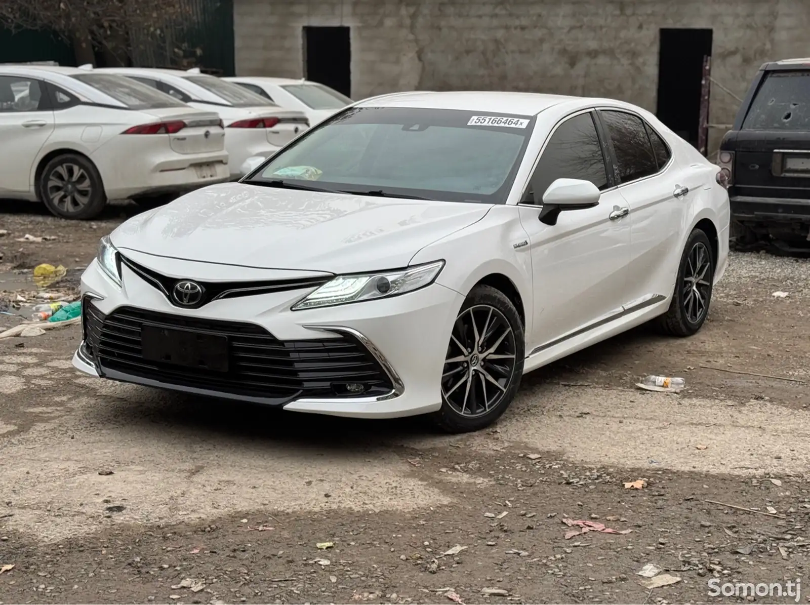 Toyota Camry, 2018-1