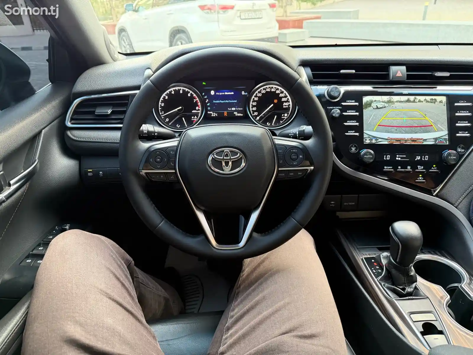 Toyota Camry, 2019-11