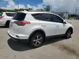 Toyota RAV 4, 2018-5