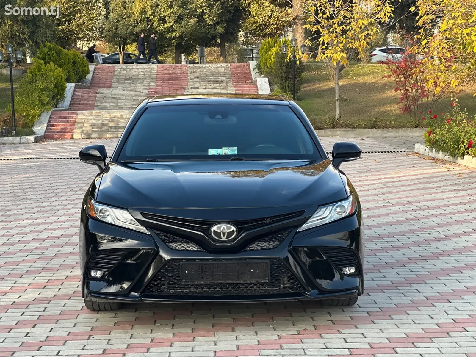 Toyota Camry, 2018-1