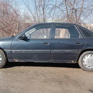 Opel Vectra B, 1992