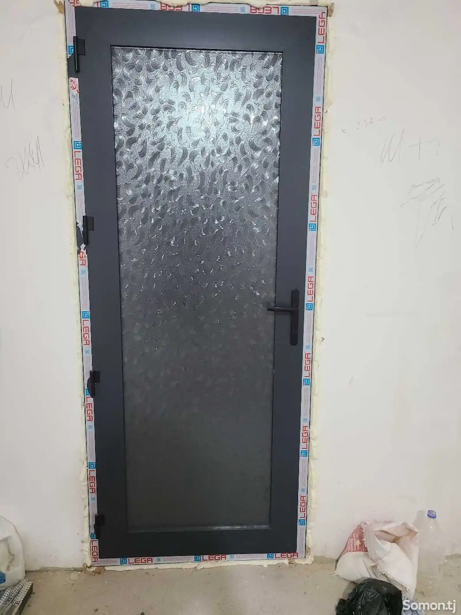 Алюминиевые и пластиковые двери и окна на заказ-15