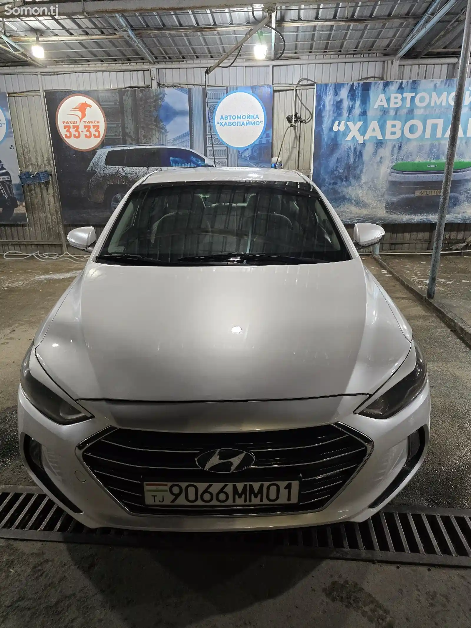 Hyundai Elantra, 2017-3