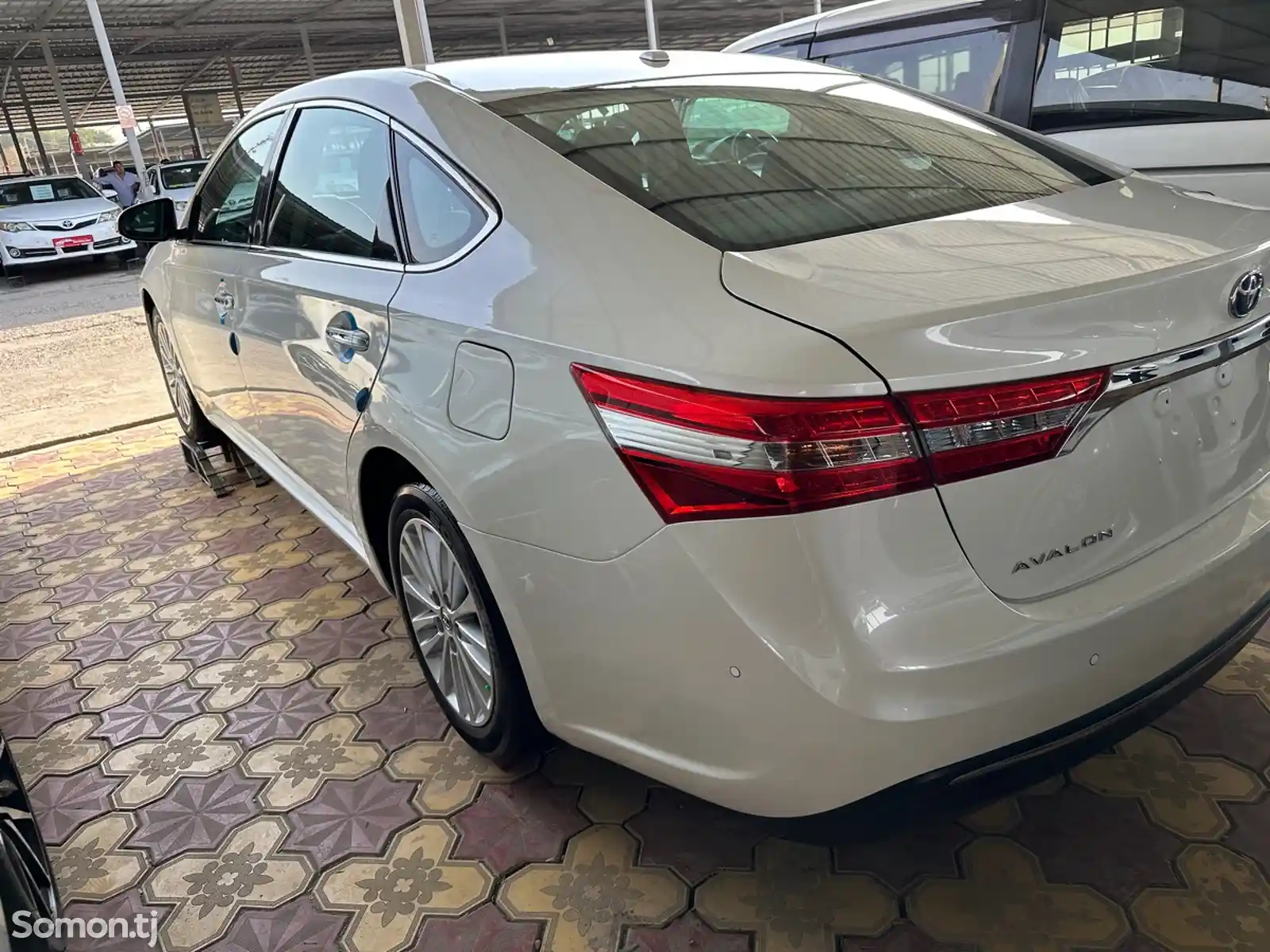 Toyota Avalon, 2015-4