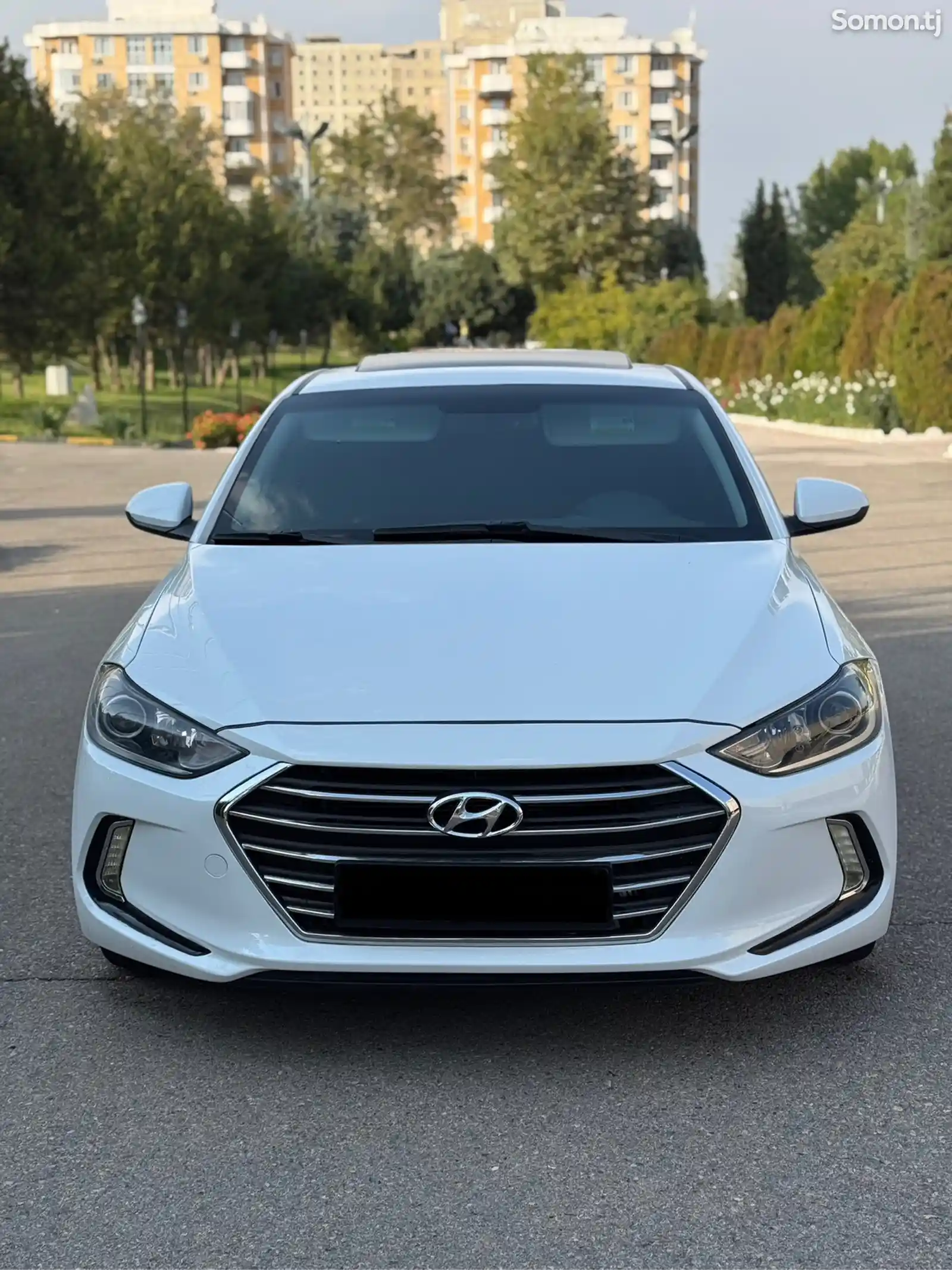 Hyundai Elantra, 2017-1