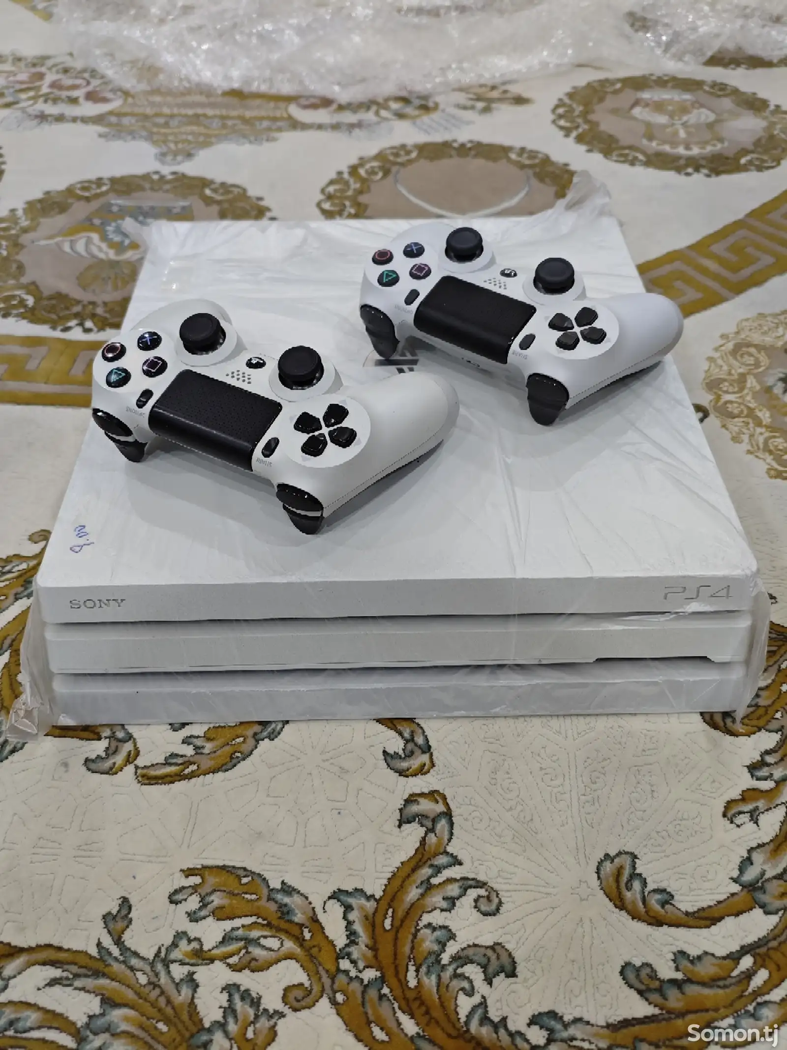 Игровая приставка Sony PlayStation 4 pro 4k 1tb-1