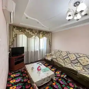 3-комн. квартира, 3 этаж, 58 м², 34 мкр