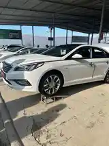 Hyundai Sonata, 2015-4