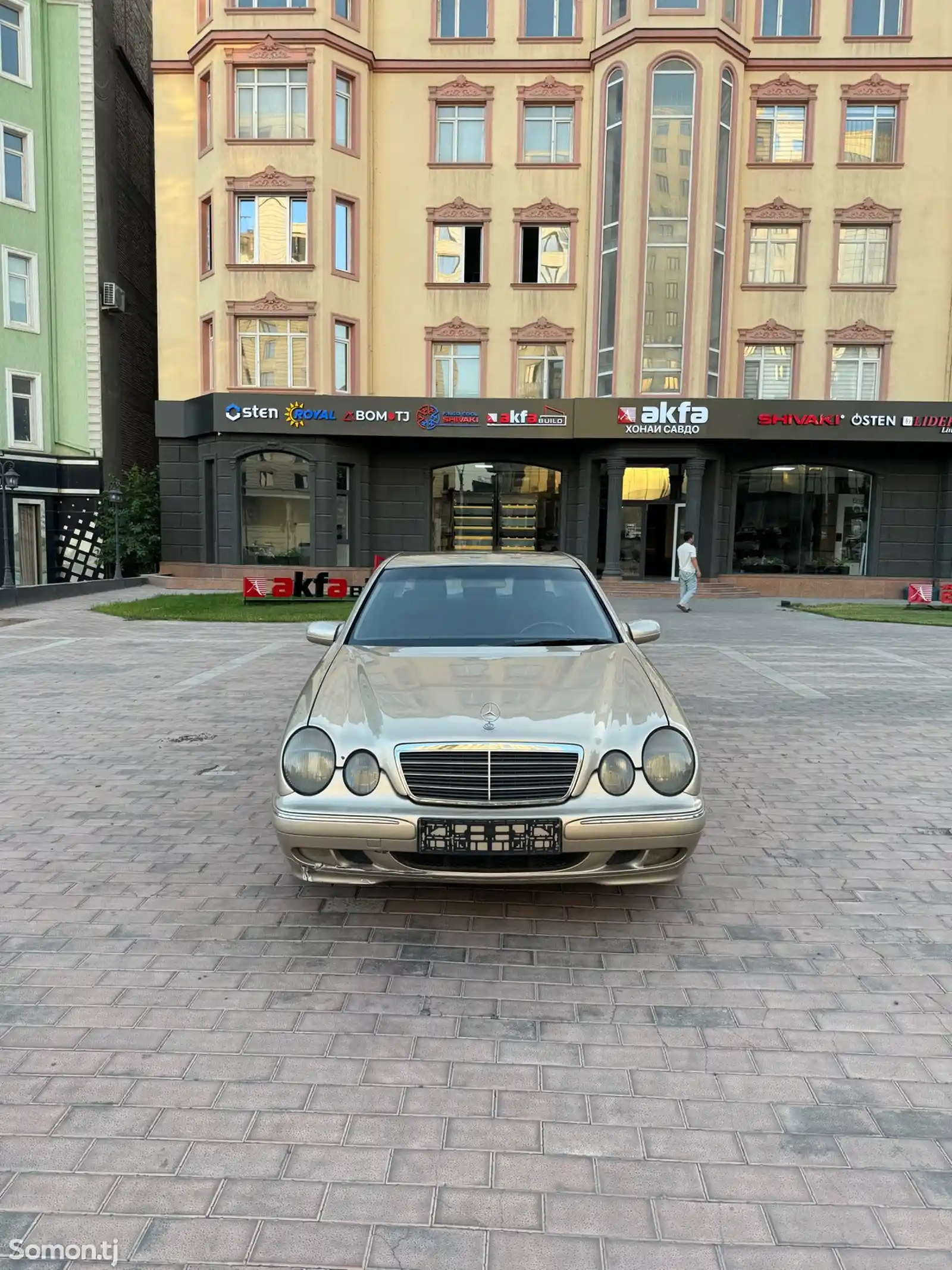 Mercedes-Benz E class, 2000-3