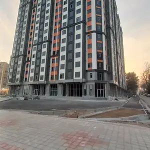 2-комн. квартира, 6 этаж, 74 м², 112мкр