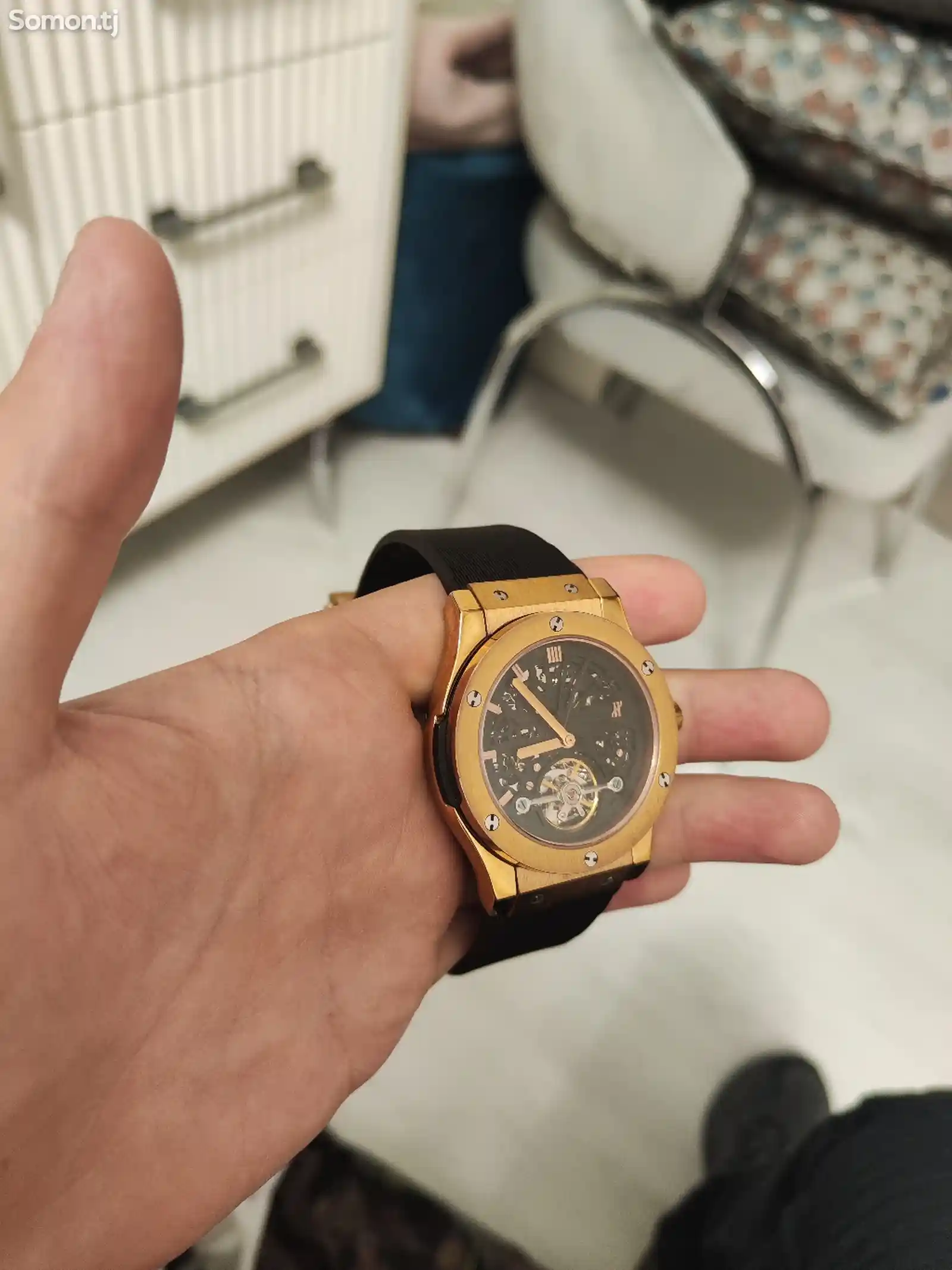 Часы Hublot-1