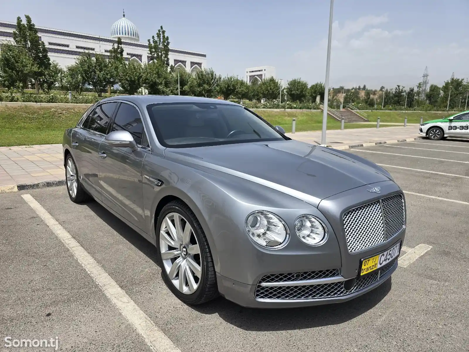 Bentley Continental Flying Spur, 2020-14