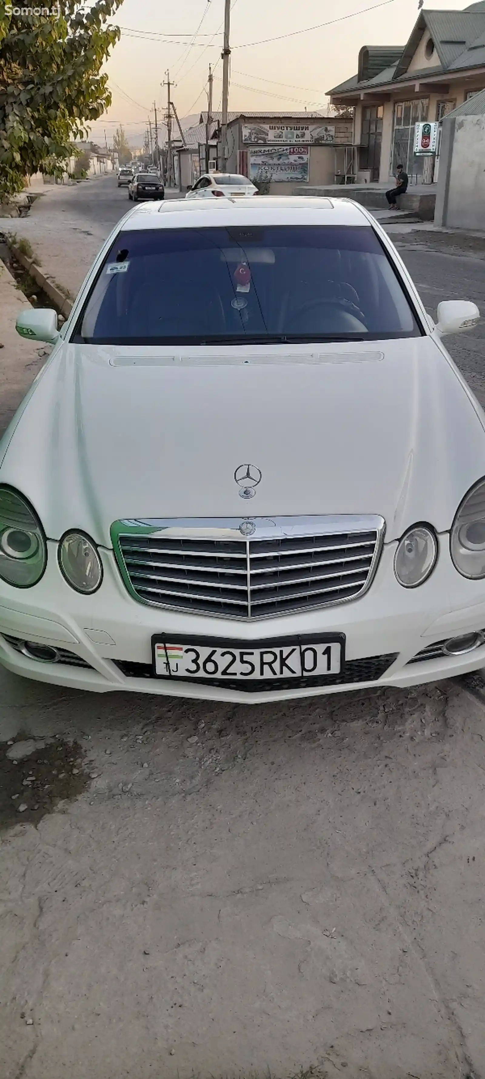 Mercedes-Benz E class, 2008-6