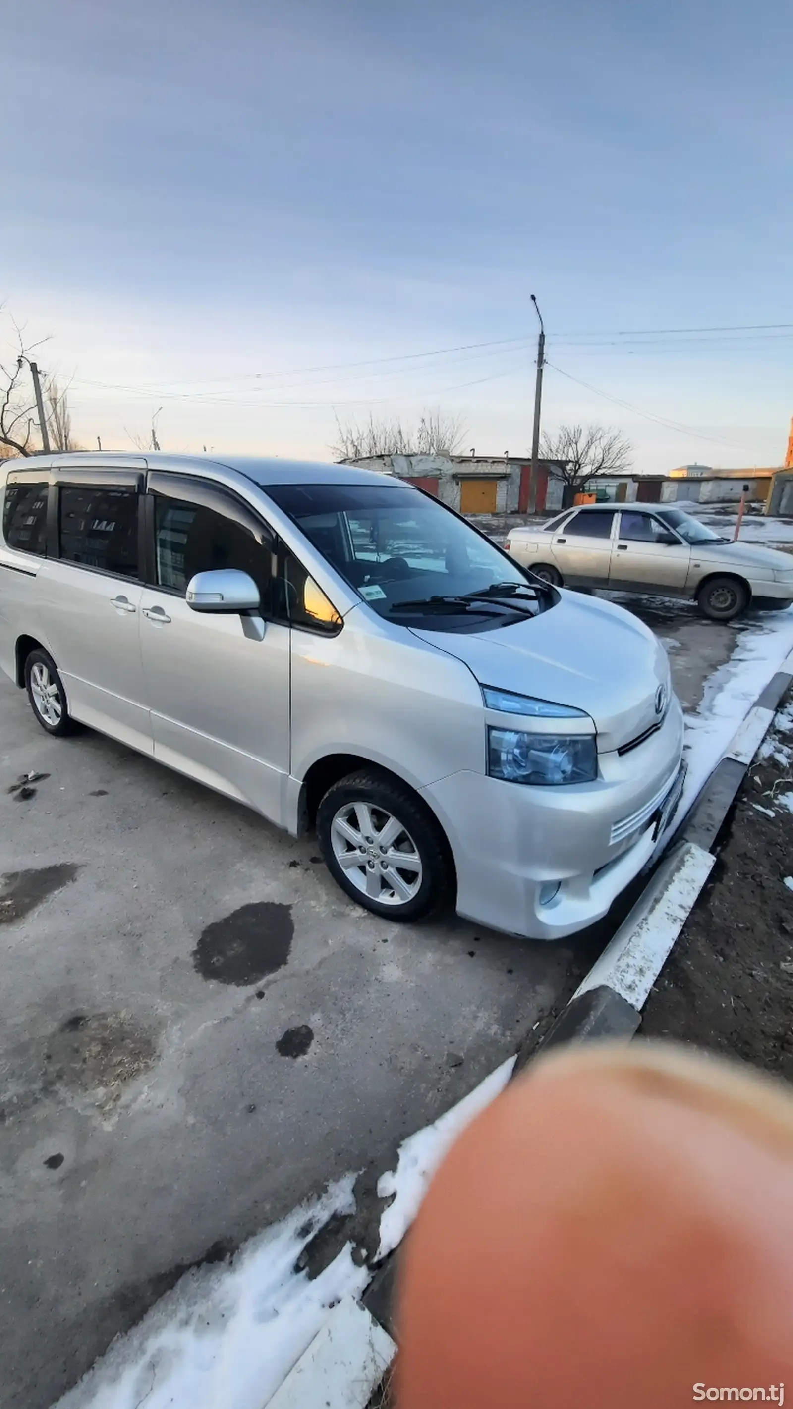 Toyota Voxy, 2008-3