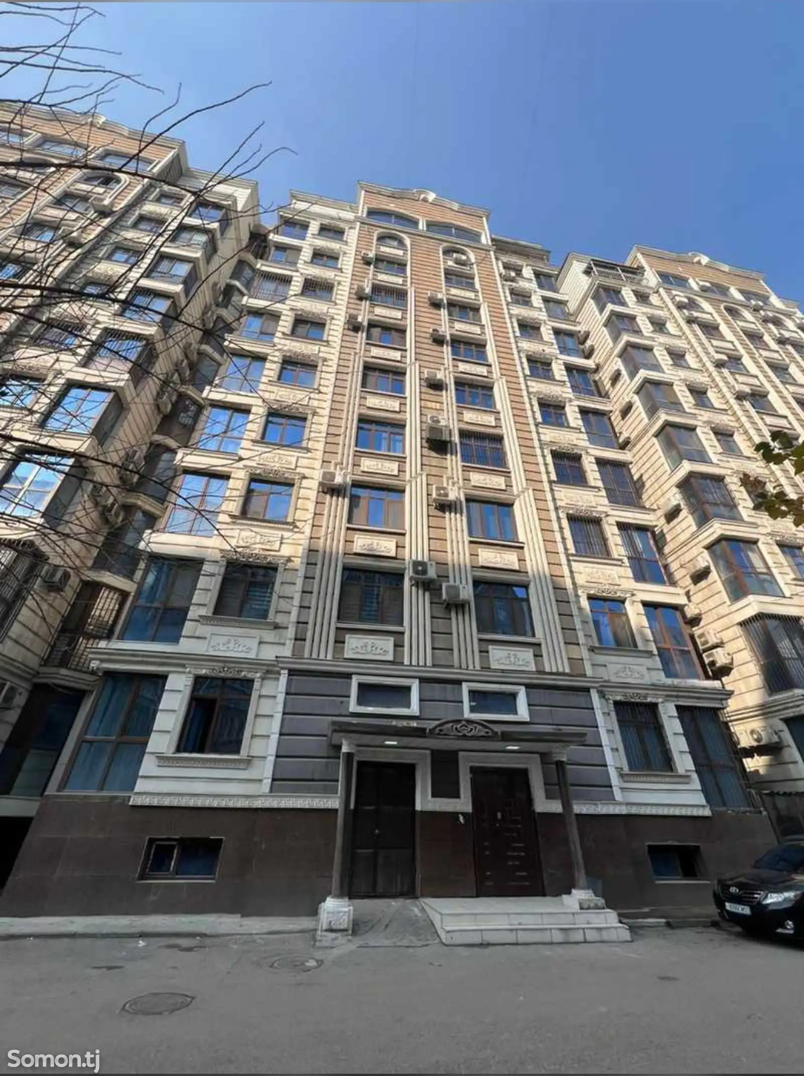 3-комн. квартира, 10 этаж, 160м², И Сомони-1